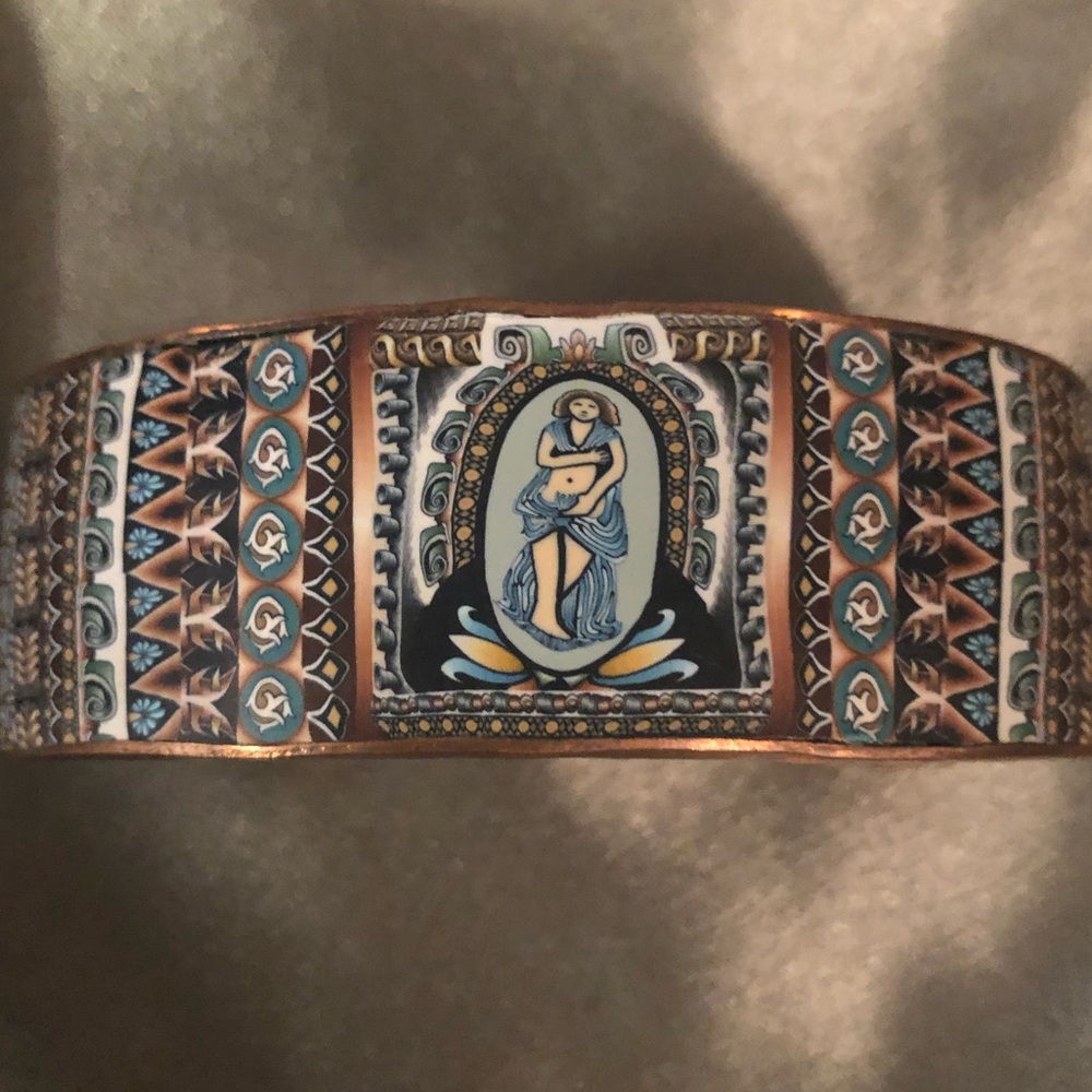 Venus Copper Cuff 2 - Picture 1 of 9